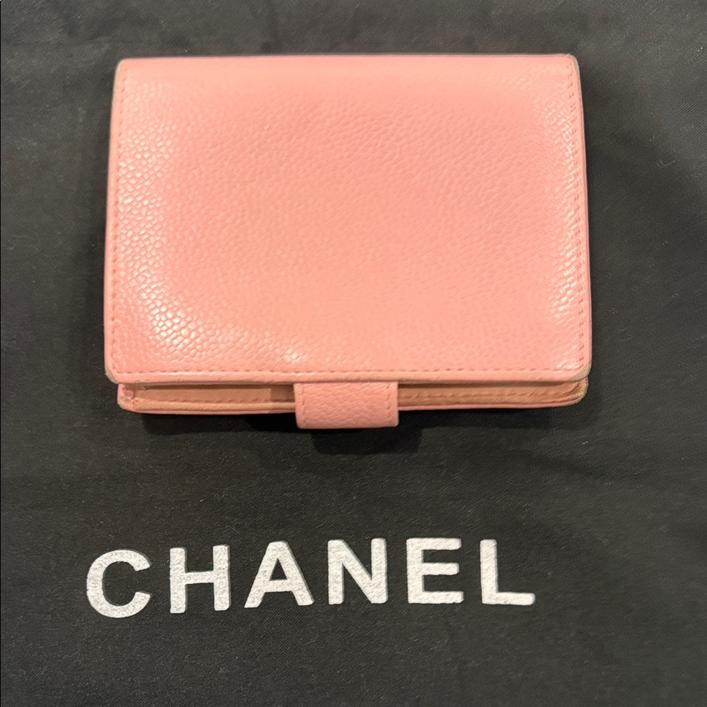 Chanel Blush Pink Leather Wallet - Picture 2 of 13
